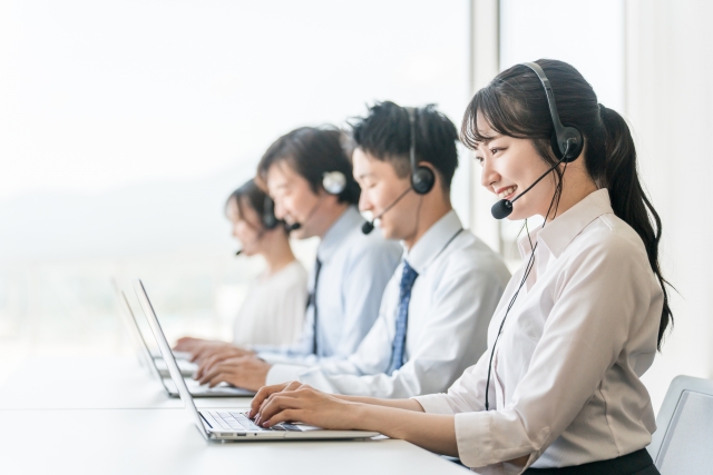 Trip.comの電話番号と受付時間